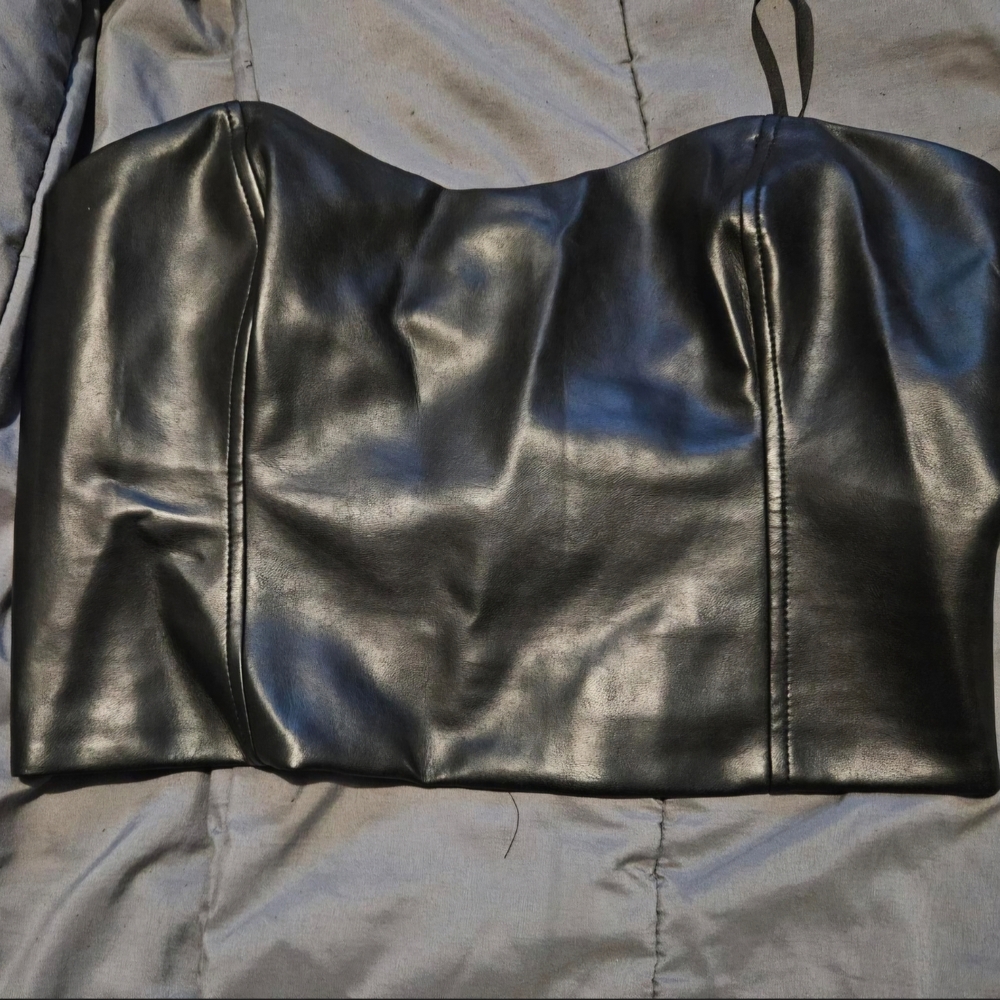 Aritzia Black Faux Leather Strapless Crop Top